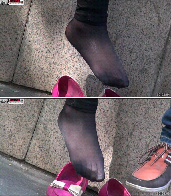 [赤足者] 短黑丝女郎豪放晾晒丝足，袜底的汗碱太浓密了，我真想吃口呀 [MP4-397MB]