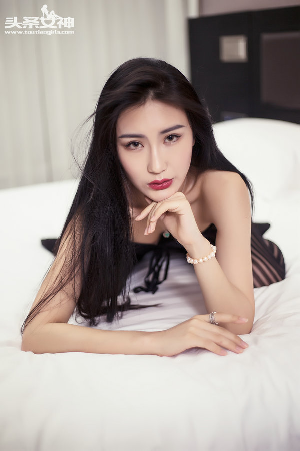 [Toutiaogirls]头条女神 2016.07.04 黑丝魅惑 暧妮 [27P-271MB]