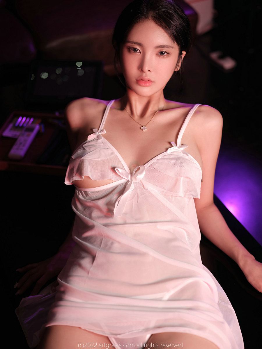 [ARTGRAVIA] VOL.456 HyoYeon [86P-116MB]