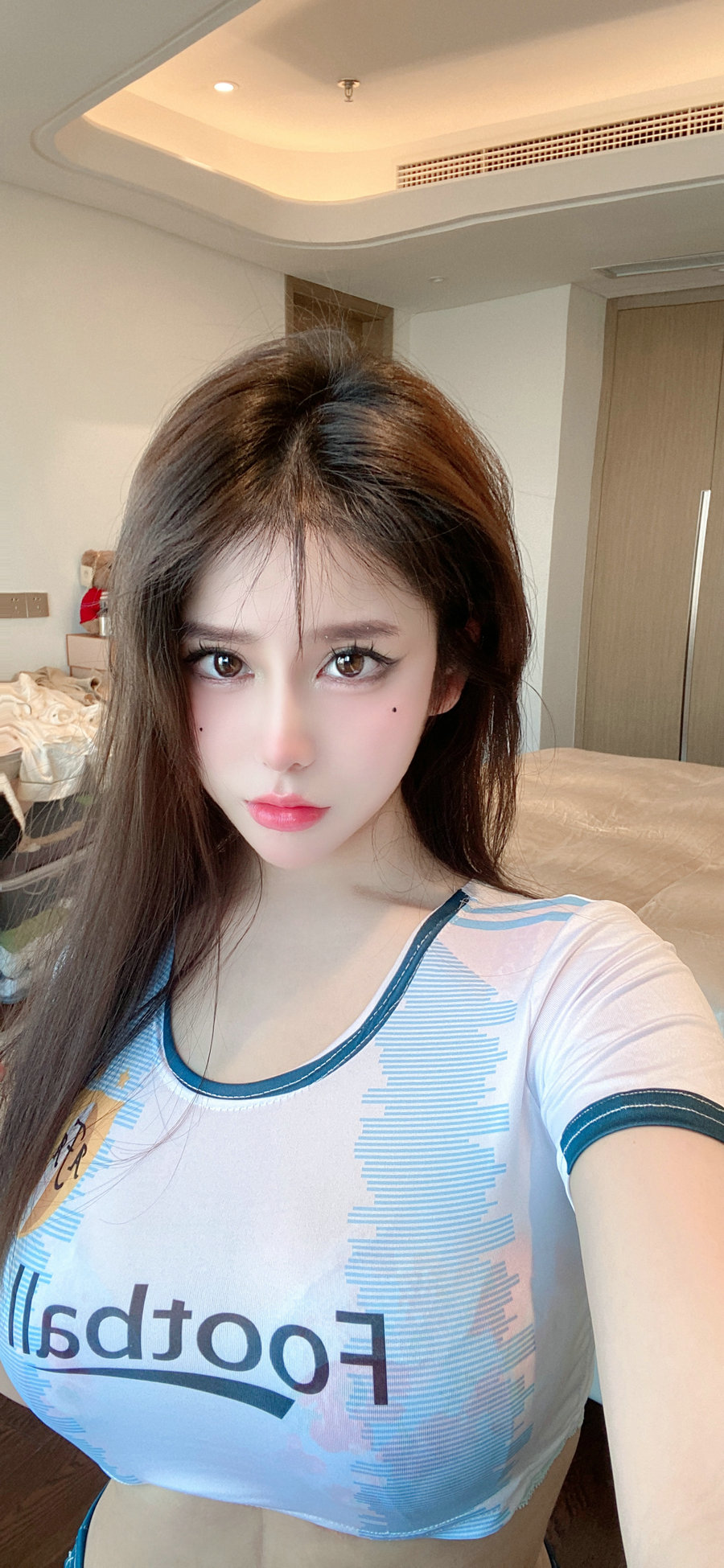 奔跑的晶骡儿 - 足球杯能有我好看么？ [33P1V-147MB]