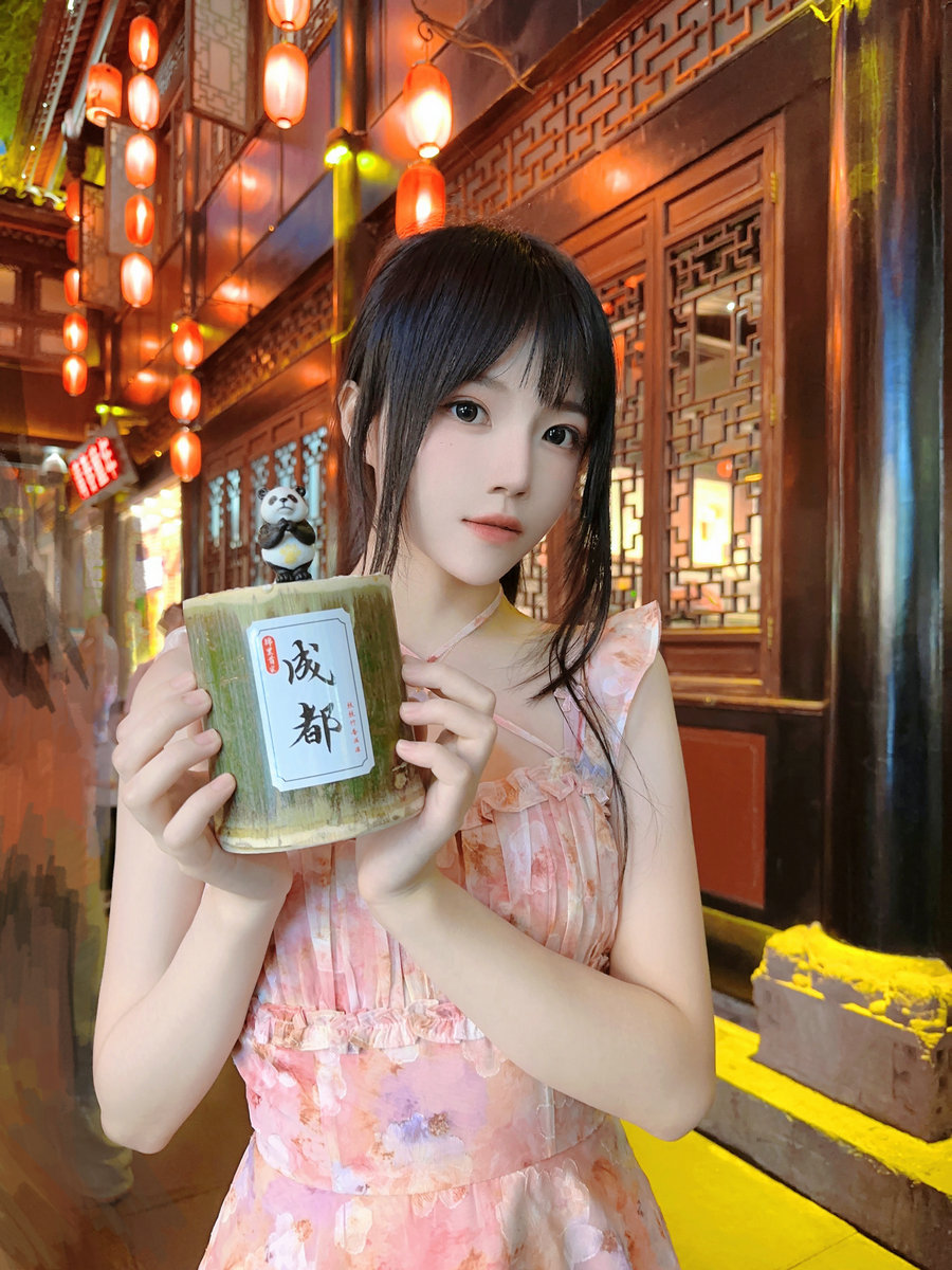桜桃喵 - 花束自拍 [28P-184MB]