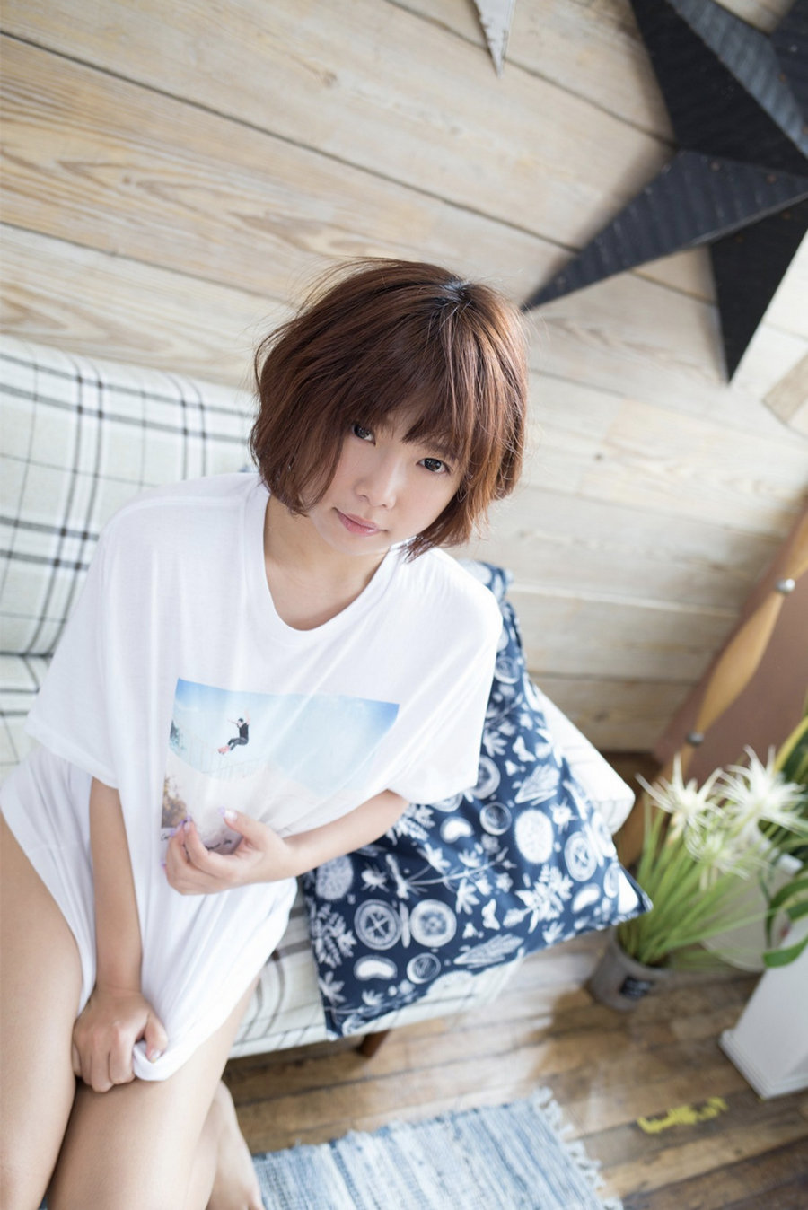 紗倉まな - 朝も夜も… [11P98MB]
