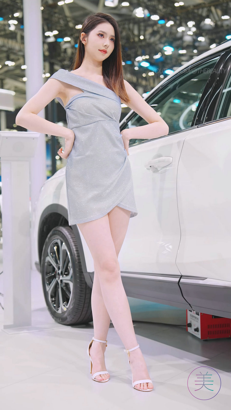 2023 广州车展 Racing Model 车模抖音网红随拍116 [369MB]