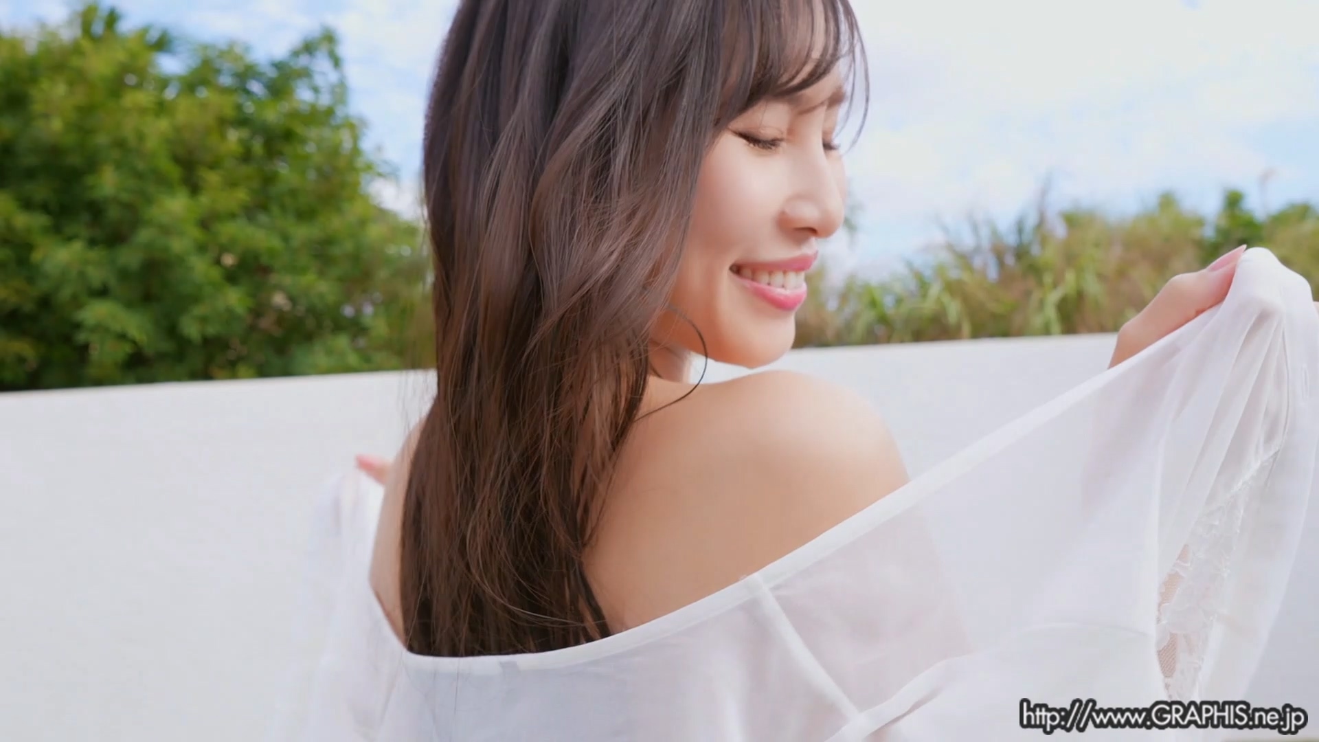 [Graphis] Rion Hiiragi 柊木里音『 Fully Ripe! 』MOVIE 02 [331MB]