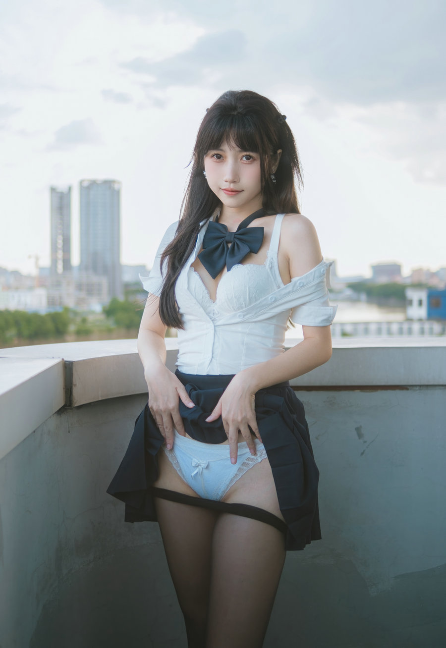 微博人气Coser不呆猫 - JK学妹户外 [59P-390MB]