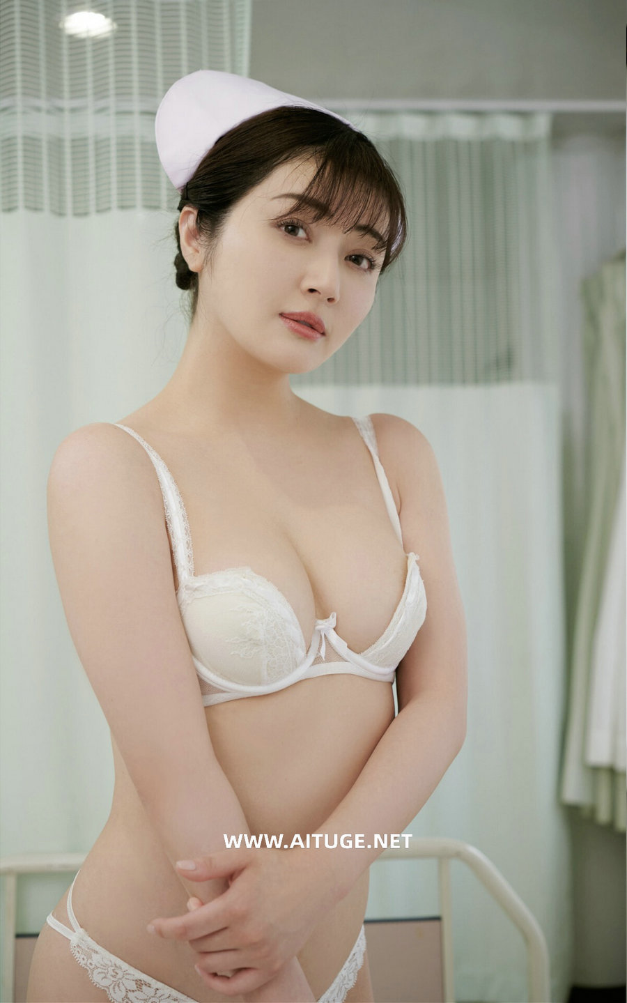 新藤まなみ - とろける果実 ver.1 [114P48MB]
