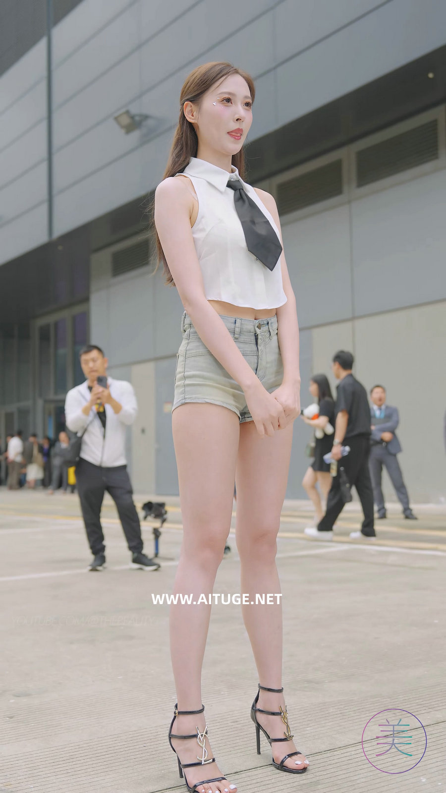 2024 深圳粤港澳大湾区车展 Model 车模随拍 131 [631MB]