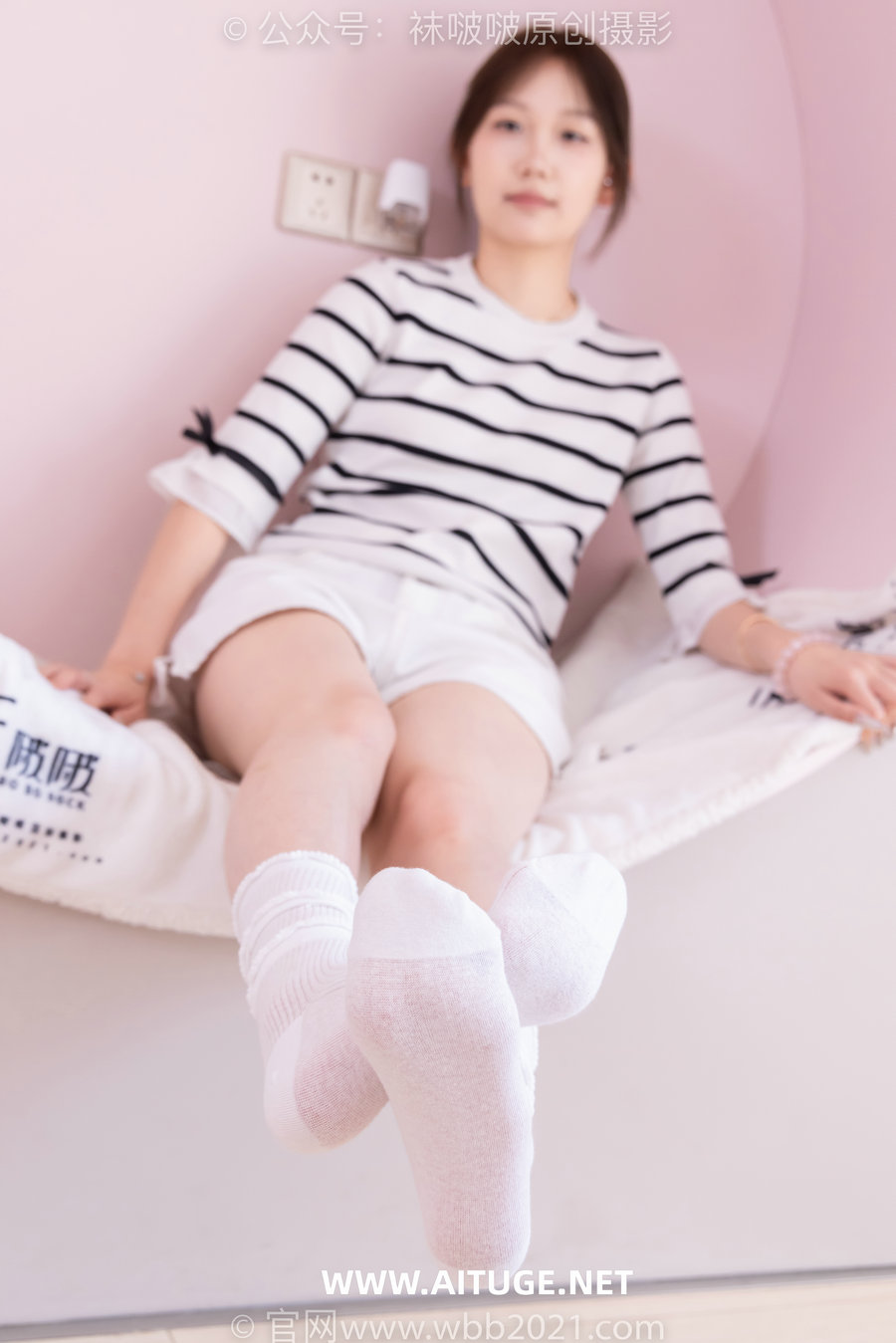 BoBoSocks袜啵啵 No.556 香菜-帆布鞋、白棉袜、裸足 [149P1V-5.75GB]