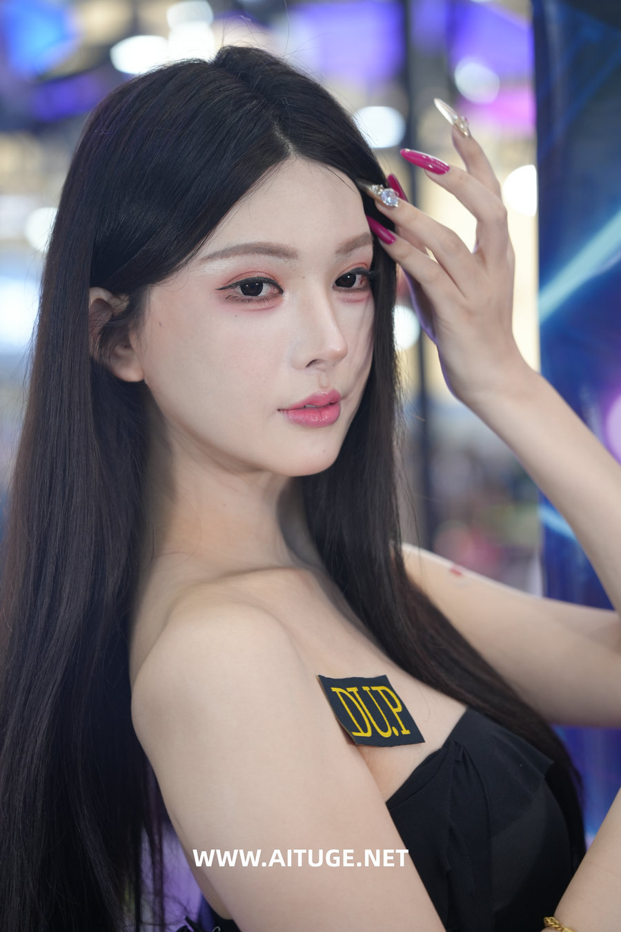 精选街拍视频 No.9050 2025年广州台球展视图合集B [322P38V-42.8GB]
