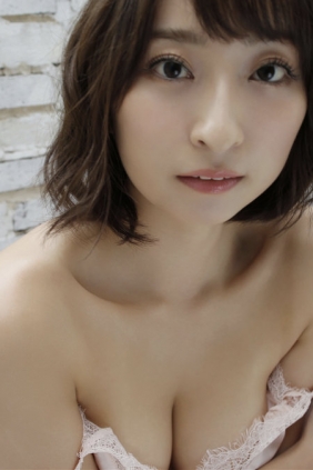 緒方咲 - 美脚の天使 [48P258MB]