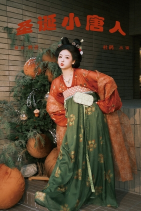 [YITUYU]艺图语 2025.03.04 圣诞小唐人 杜鹃 [23P-505MB]